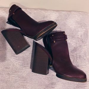 Maroon/Burgundy Chunky Heeled Booties - Forever 21